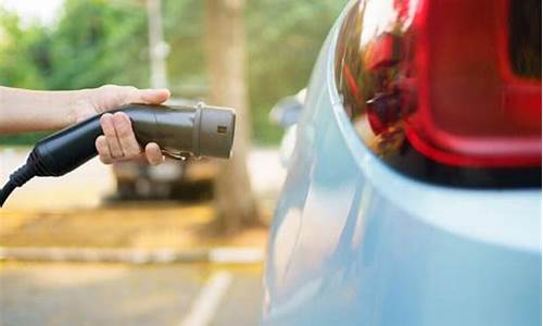 高压充电股票有哪些(高压充电装置材料)_https://www.xzdzcjx.com_深交所_第1张